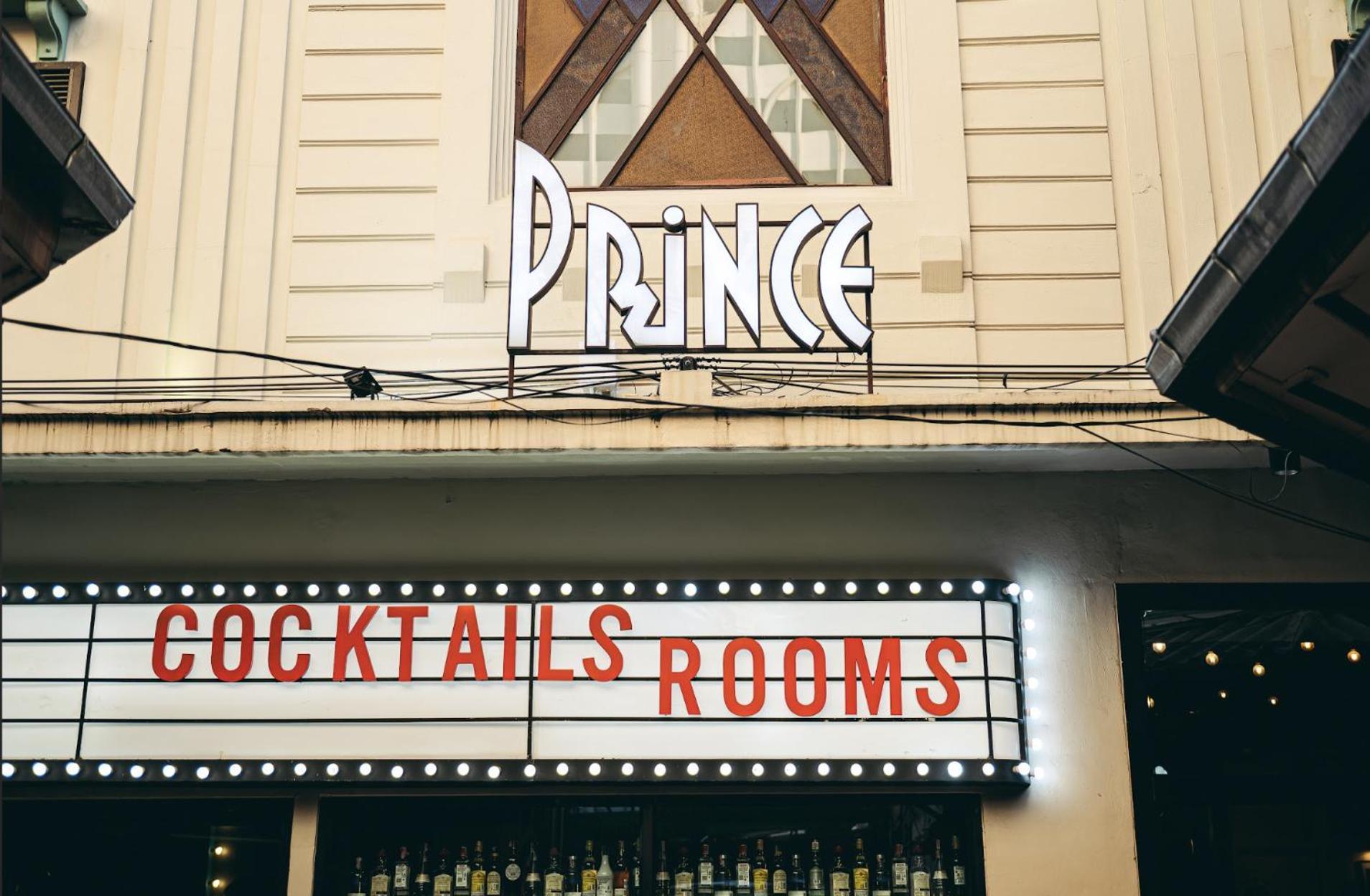 Prince Theatre Heritage Stay Hostel - Silom Bangkok Luaran gambar